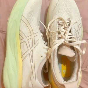 ASICS Gel-Nimbus 25 Women's Running Shoe